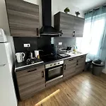Cosy Valenciennes Apartment Marly (Nord)